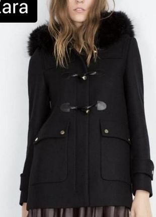Полупальто с капюшоном zara
очень теплое!