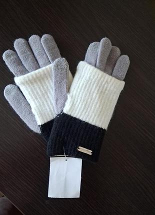 Зимові рукавички