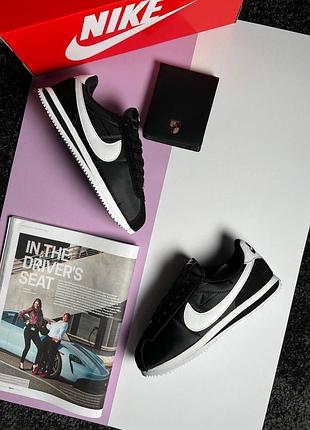 Жіночі кросівки nike cortez w black white
