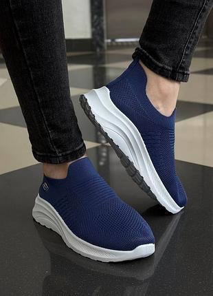 Женские кроссовки