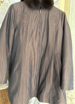 Куртка жіноча