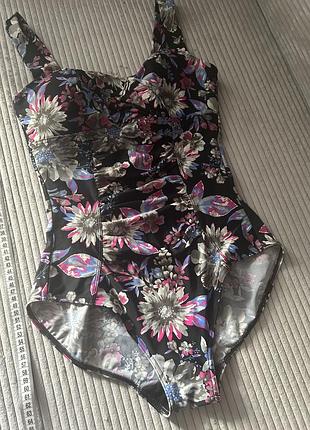 Купальник суцільний