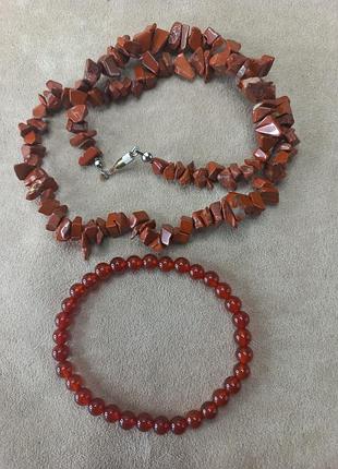 Буси з натурального каміння.