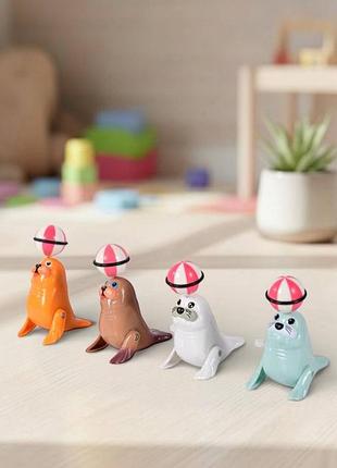 Заводна іграшка механічна