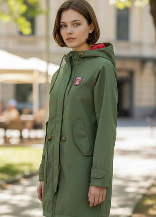 Парка з софтшелу від бренду derbe