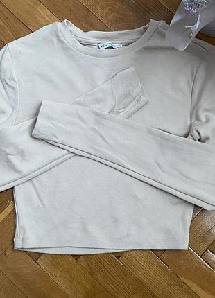 Лонгслів бежевий