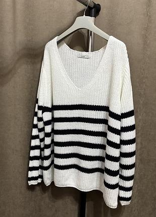 Жіночий светр