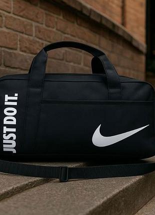 Хіт! чорна спортивна сумка nike - міцна, стильна, практична