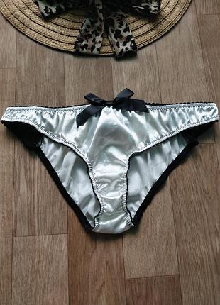 Розкішні трусики  з мереживом від британського преміум-бренду playful promises