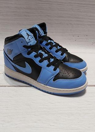 Кроссовки jordan