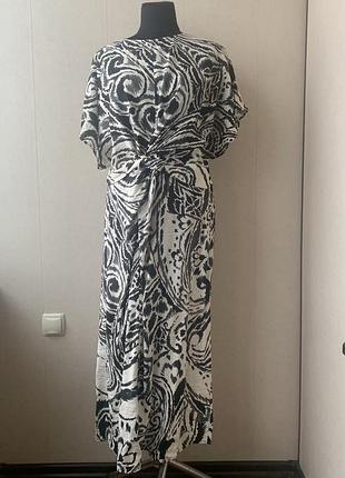 Сукня в стилі кежуал