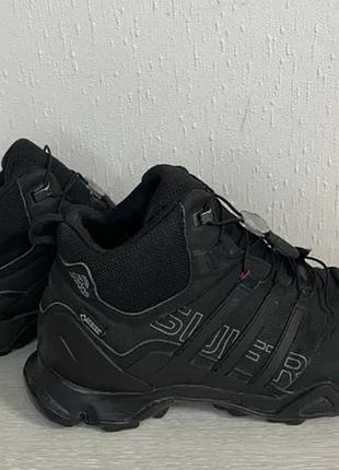 Ботинки 41-42размер 26.5см из gore-tex adidas terrex swift устойчивость к износу.