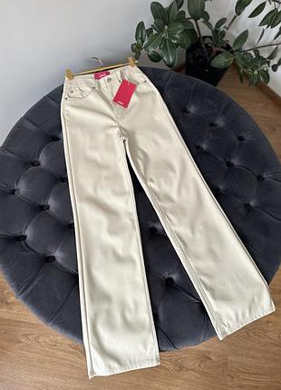 Штани з еко шкіри бренду jjxx