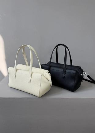 Жіноча сумка нова шкіра натуральна бежева чорна велика сумка