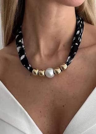 Колье чокер на шею с большими бусинами ожерелье черный толстый шнурок бусы слинго