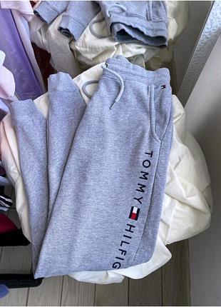 Спортивні штани tommy hilfiger, s-sx