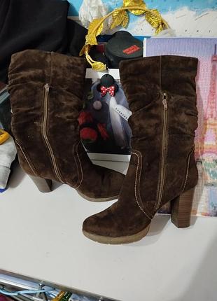 Женские зимние сапоги