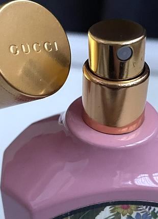Оригінал. туалетна вода flora gorgeous gardenia eau de parfum залишок 80/100 2