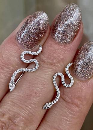 Стильнi срiбнi сережки «змiйки»