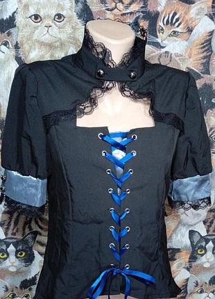 Блуза на шнуровке в кукольном стиле