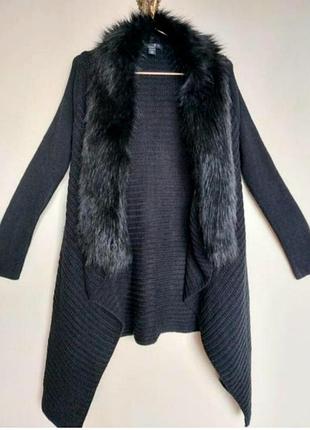 Гарний чорний кардиган з штучним хутром,amisu