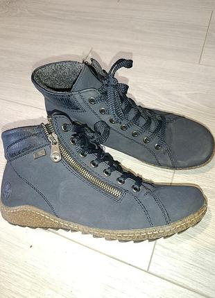 Ботинки женские