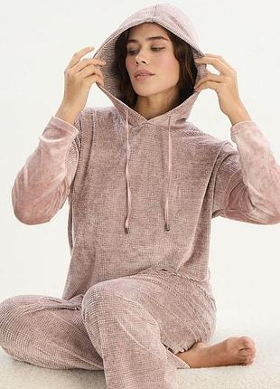 Домашній велюровий костюм піжама