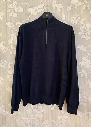 Трикотажний джемпер під горло