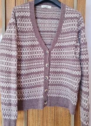 Шикарний вовняний кардиган, стан нового