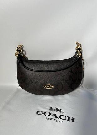 Сумка женская coach payton hobo in signature canvas коричневая