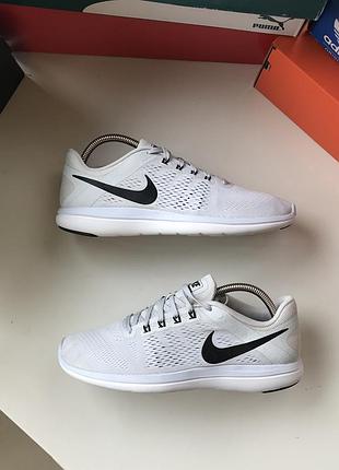 Nike кросівки легкі розмір 41 оригінал