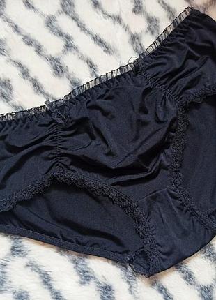 Дуже красиві жіночі трусики janina