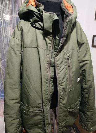 Зимняя курточка на 13-15 лет