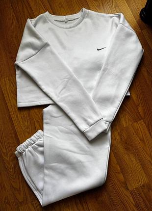 Теплий спортивний костюм nike