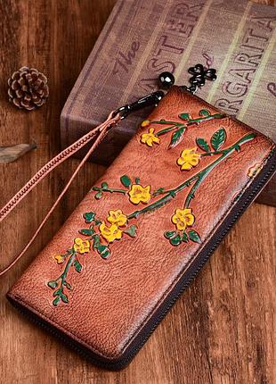 Гарний гаманець жіночий гаманець-портмоне великий клатч шкіра з квіточками коричневий
