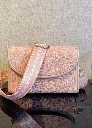 Сумочка классика женская кросс-боди на ремешке черного цвета розовый