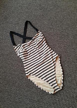 Купальник сдельный