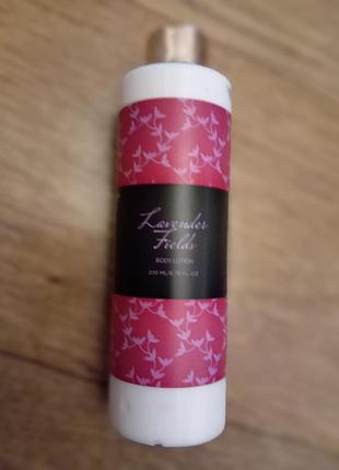 Лосьон для тела с ароматом лаванды. lavander fields. 200 ml.