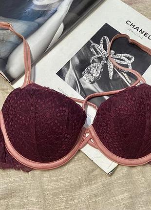 Victoria’s secret шикарный бордовый бюст с кружевом как новый