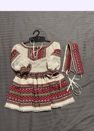 Дитячий льняний костюм з вишивкою, розмір приблизно 74 см, б/у