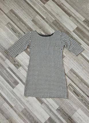 Платье женское.