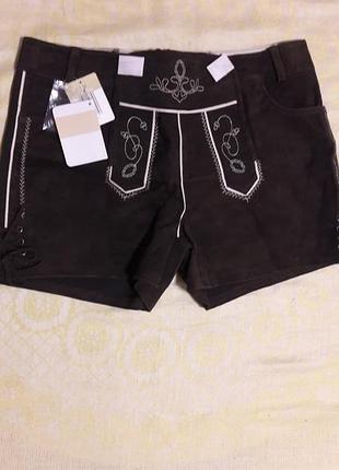 Замшевые шорты
