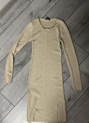 Плаття у рубчик