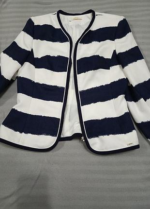 Піджак жіночий