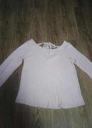 Свитер приятный к телу и хорошего качества