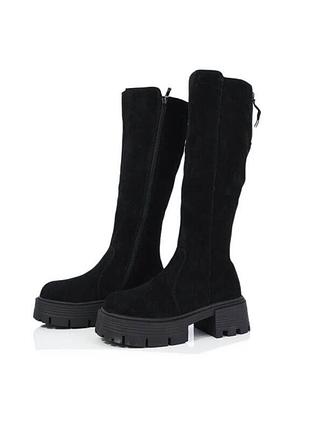 Зимові замшеві чоботи