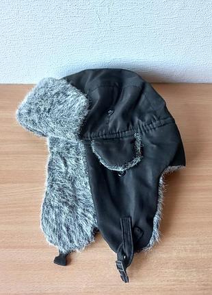 Классная теплая зимняя шапка ушанка на мальчика на объем головы до 55 см ( 7-10 лет).