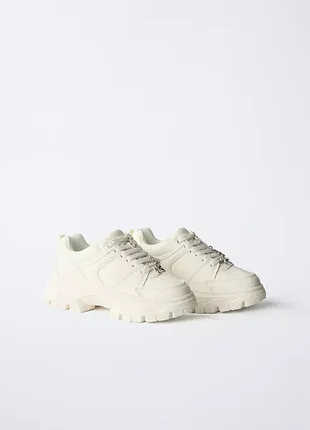 Zara кросівки 36,37,38 2