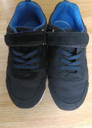 Кросівки дитячі 30 р.