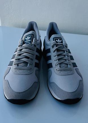 Кросівки adidas 42,5-43 9
